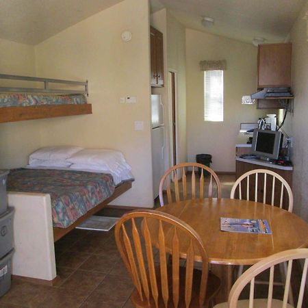 Rancho Oso Rv & Camping Resort Goleta Exteriör bild